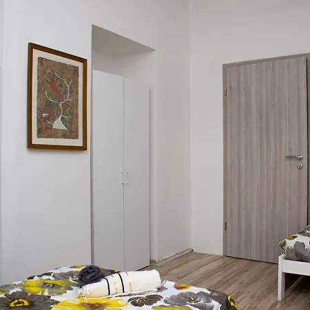 호스텔 Centuria 풀라
